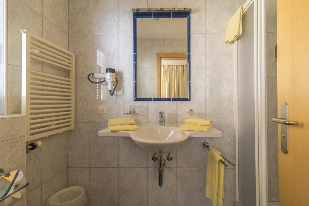 Hotel Garni Chasa Nova Samnaun Kültér fotó